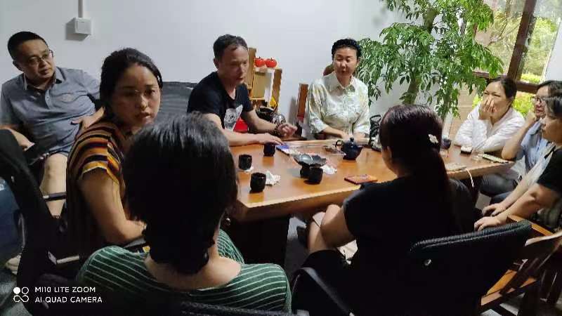 社长沙市委会“沁心幸福工作室” 召开心理志愿者工作会议