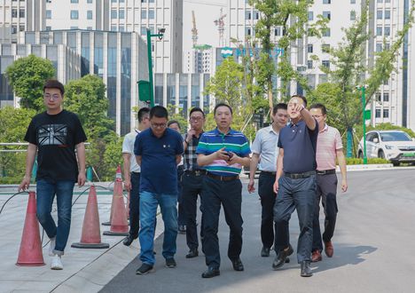 社长沙市委主委、长沙市统计局局长汤建尧一行走访调研社员企业至名集团